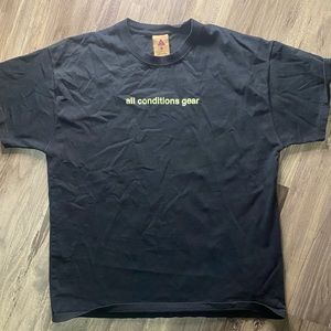 NIKE ACG T-SHIRT